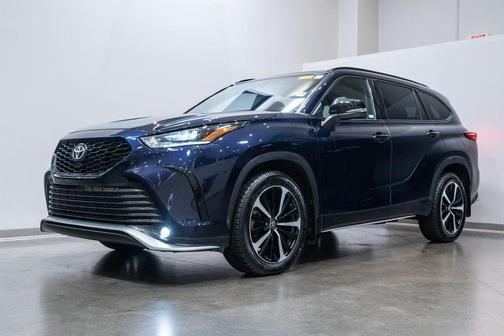 2022 Toyota Highlander XSE