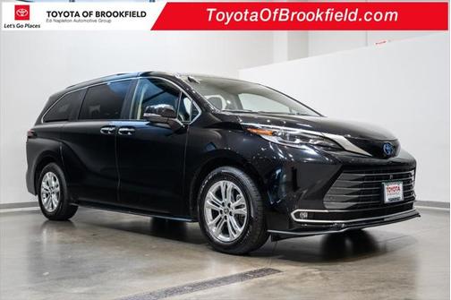 2022 Toyota Sienna Platinum 7 Passenger