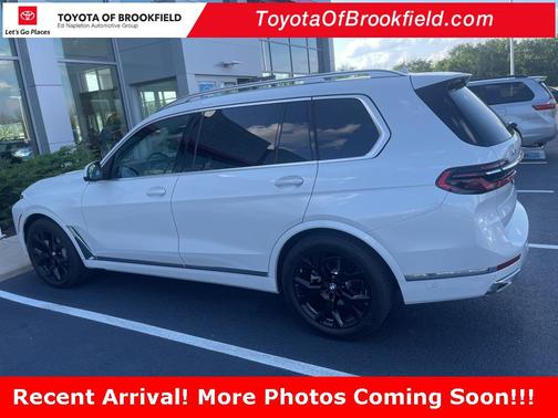 2023 BMW X7 xDrive40i