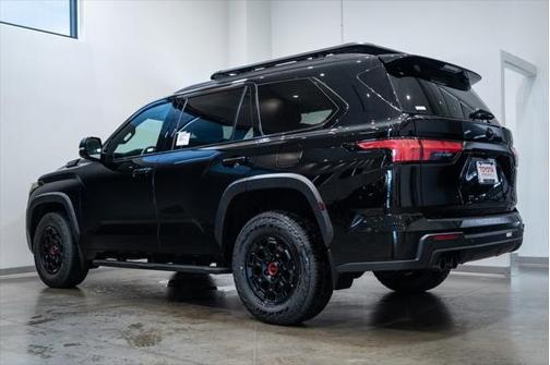 2025 Toyota Sequoia Base