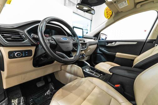 Rapid Red Metallic Tinted Clearcoat 2020 Ford Escape SEL