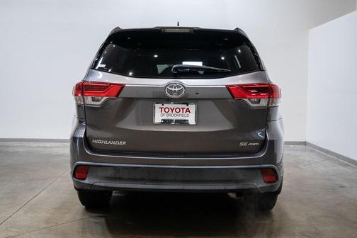 2018 Toyota Highlander SE