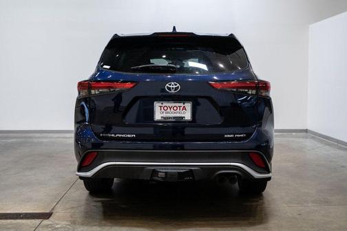 2022 Toyota Highlander XSE