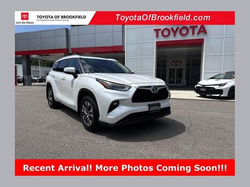 2024 Toyota Highlander Hybrid XLE
