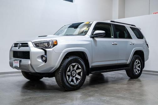 2024 Toyota 4Runner TRD Off Road