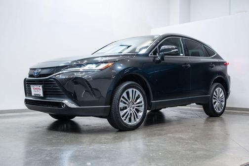 Celestial Black 2024 Toyota Venza XLE