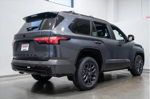 2025 Toyota Sequoia Platinum
