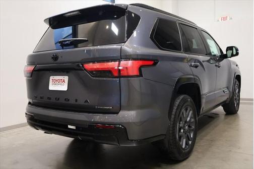 2025 Toyota Sequoia Platinum
