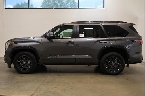 2025 Toyota Sequoia Platinum