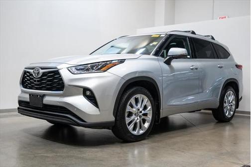 2022 Toyota Highlander Limited