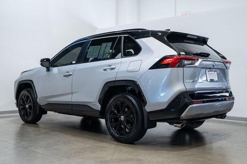 2024 Toyota RAV4 Hybrid SE