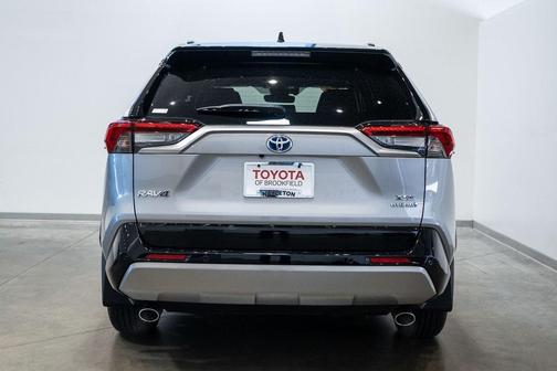 2024 Toyota RAV4 Hybrid SE