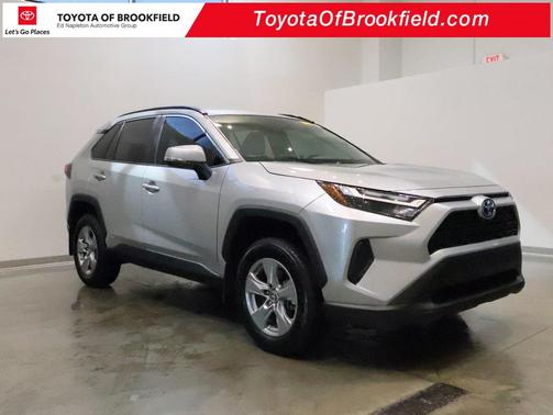 2024 Toyota RAV4 Hybrid SE