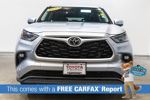 Celestial Silver Metallic 2024 Toyota Highlander LE