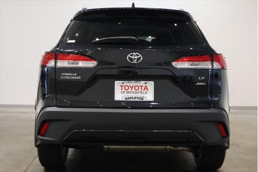 2025 Toyota Corolla Cross LE