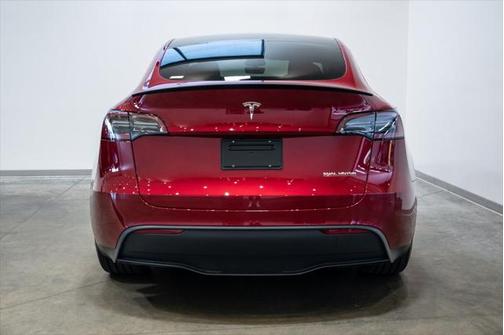 2024 Tesla Model Y Performance Dual Motor All-Wheel Drive