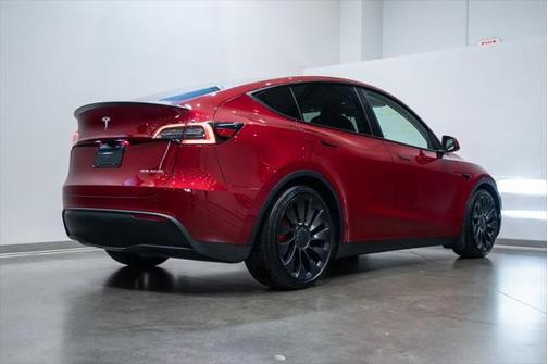 2024 Tesla Model Y Performance Dual Motor All-Wheel Drive