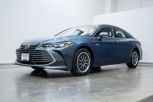 Harbor Gray Metallic 2021 Toyota Avalon Hybrid XLE Plus