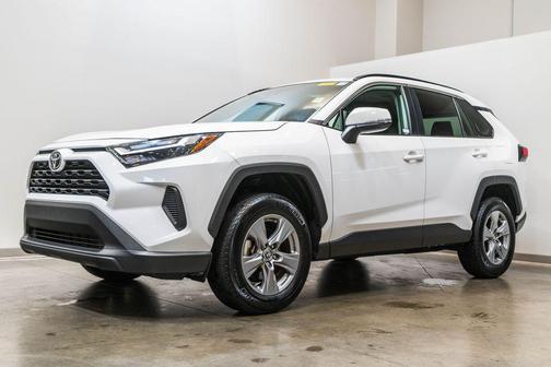 Ice 2024 Toyota RAV4 XLE