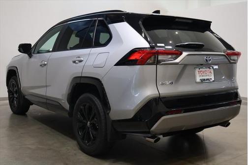 2024 Toyota RAV4 Hybrid SE