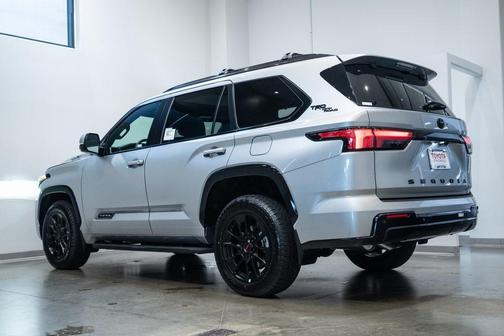 2025 Toyota Sequoia Platinum
