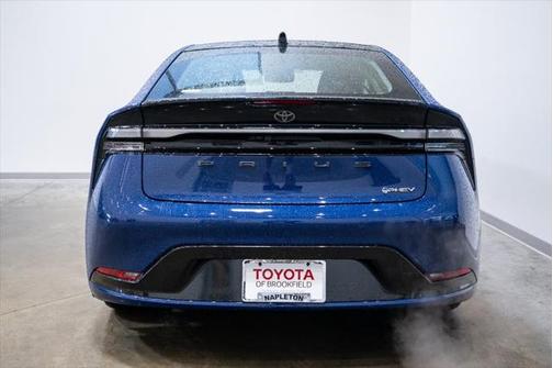 2025 Toyota Prius L