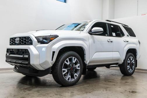 Wind Chill Pearl 2026 Toyota 4Runner TRD Sport