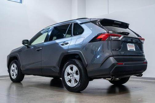 2019 Toyota RAV4 Hybrid XLE