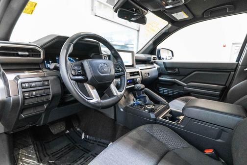 Underground 2025 Toyota 4Runner SR5