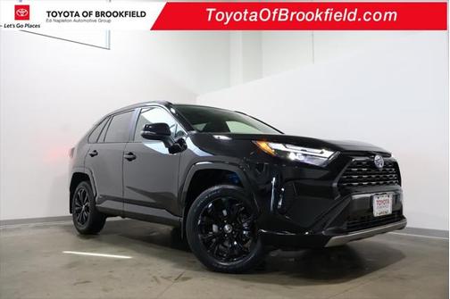 2022 Toyota RAV4 Hybrid SE