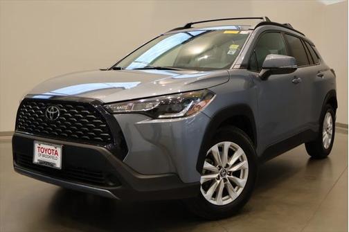 2024 Toyota Corolla Cross LE