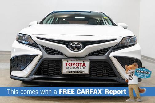White 2022 Toyota Camry SE