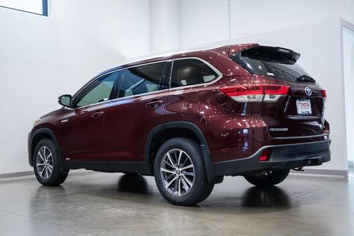2019 Toyota Highlander Hybrid XLE