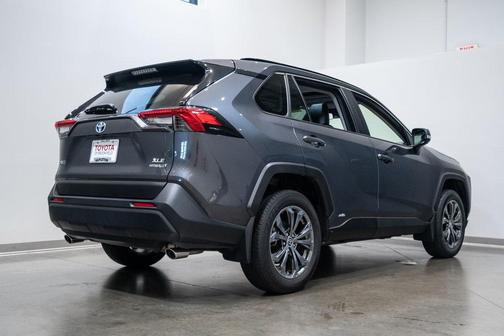 2023 Toyota RAV4 Hybrid XLE Premium