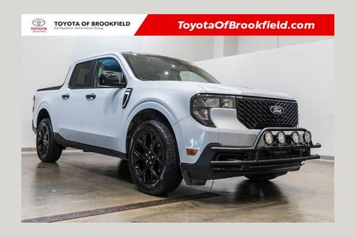 Space White Metallic 2025 Ford Maverick XLT