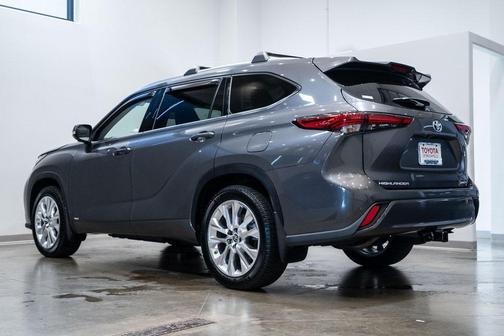 2023 Toyota Highlander Hybrid Limited