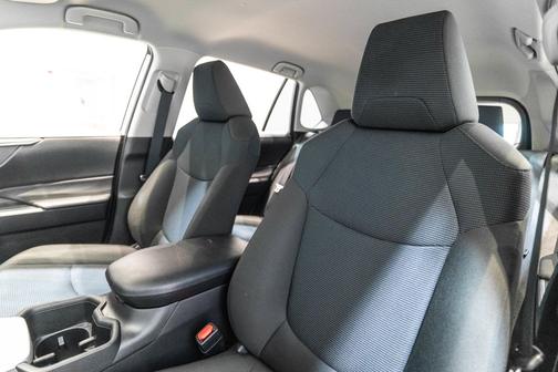 Silver Sky Metallic 2025 Toyota RAV4 LE