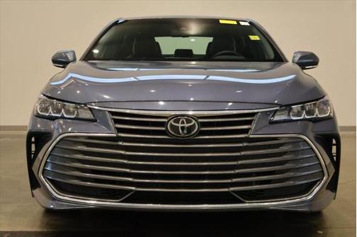 2022 Toyota Avalon XLE