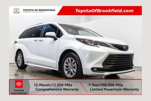 Wind Chill Pearl 2025 Toyota Sienna XLE