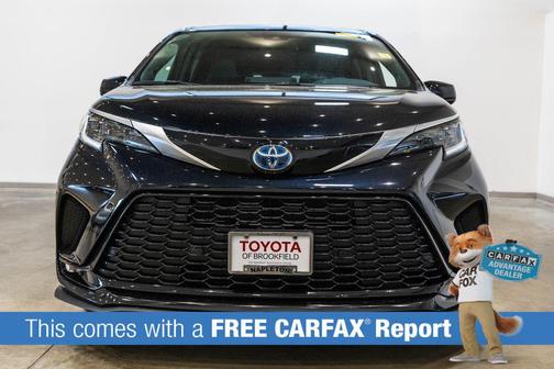 Midnight Black Metallic 2024 Toyota Sienna XSE 7 Passenger