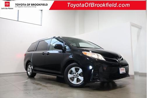 2020 Toyota Sienna LE