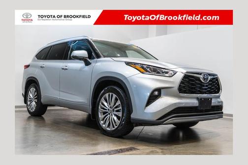 Celestial Silver Metallic 2022 Toyota Highlander Platinum