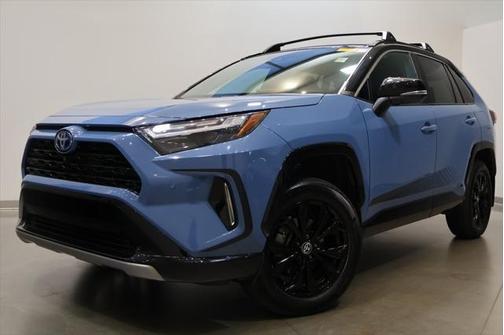 2022 Toyota RAV4 Hybrid SE