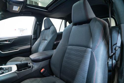 2024 Toyota RAV4 Prime SE