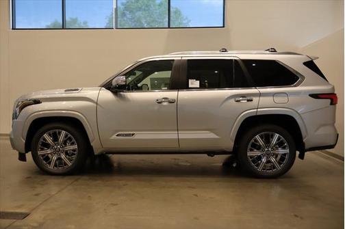 2025 Toyota Sequoia Base