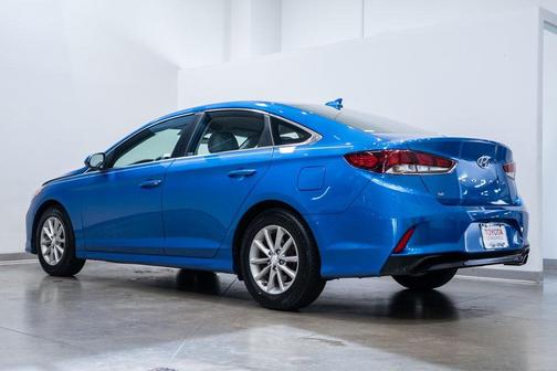 2018 Hyundai SONATA SE