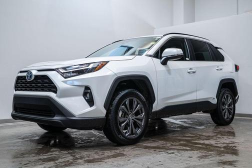 2024 Toyota RAV4 Hybrid XLE Premium