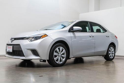 Classic Silver Metallic 2016 Toyota Corolla LE