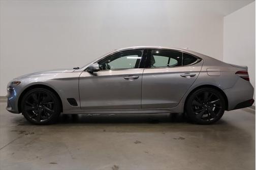 2023 Genesis G70 2.0T AWD
