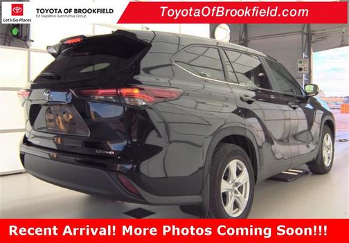 2024 Toyota Highlander LE
